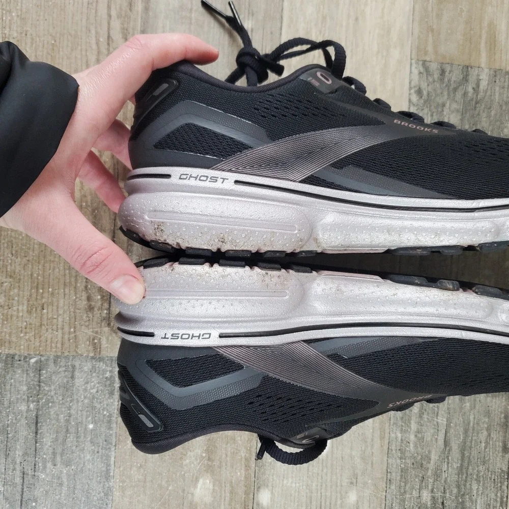 Brooks excellent blue